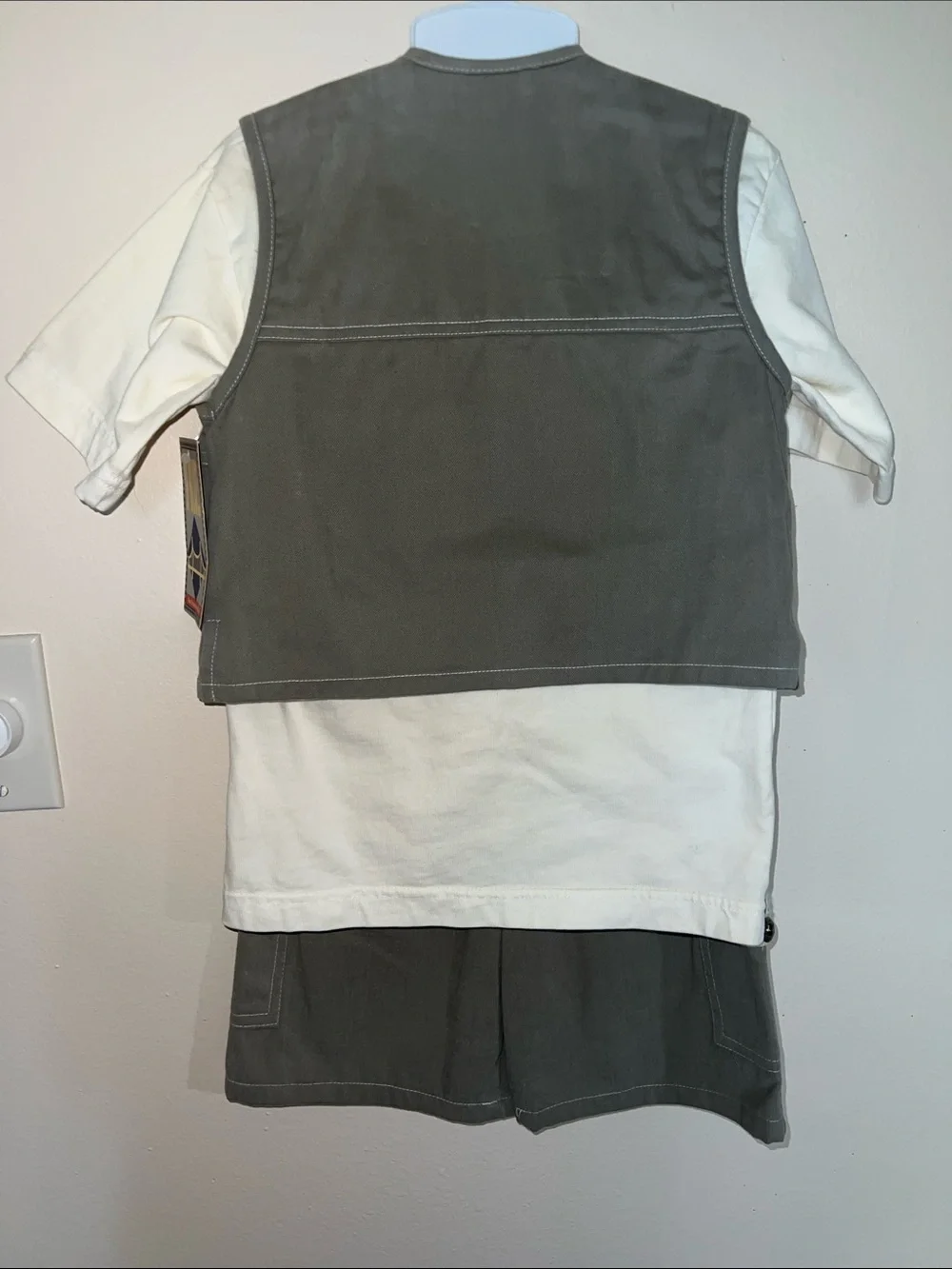Vintage Kids 3 Piece Safari Set With Shirt, Shorts and Cargo Vest.​